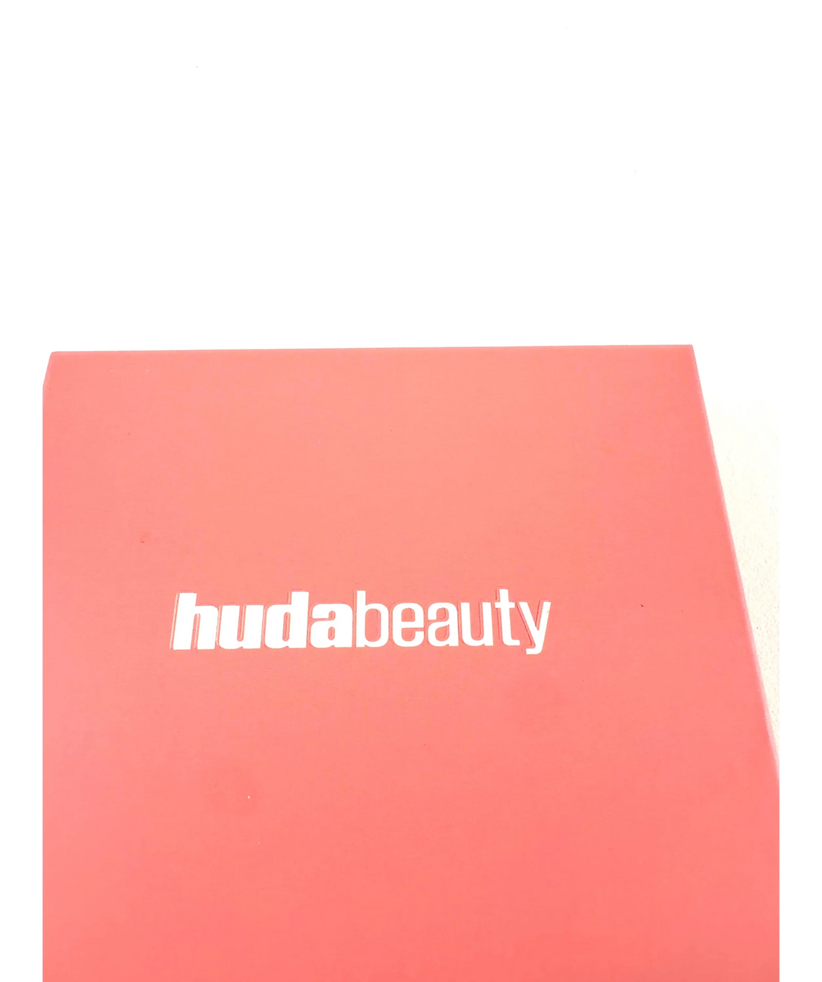 Huda Beauty Velvet Pink and Pumpkin Pie Pocket Heart Mirror, size 1 — label