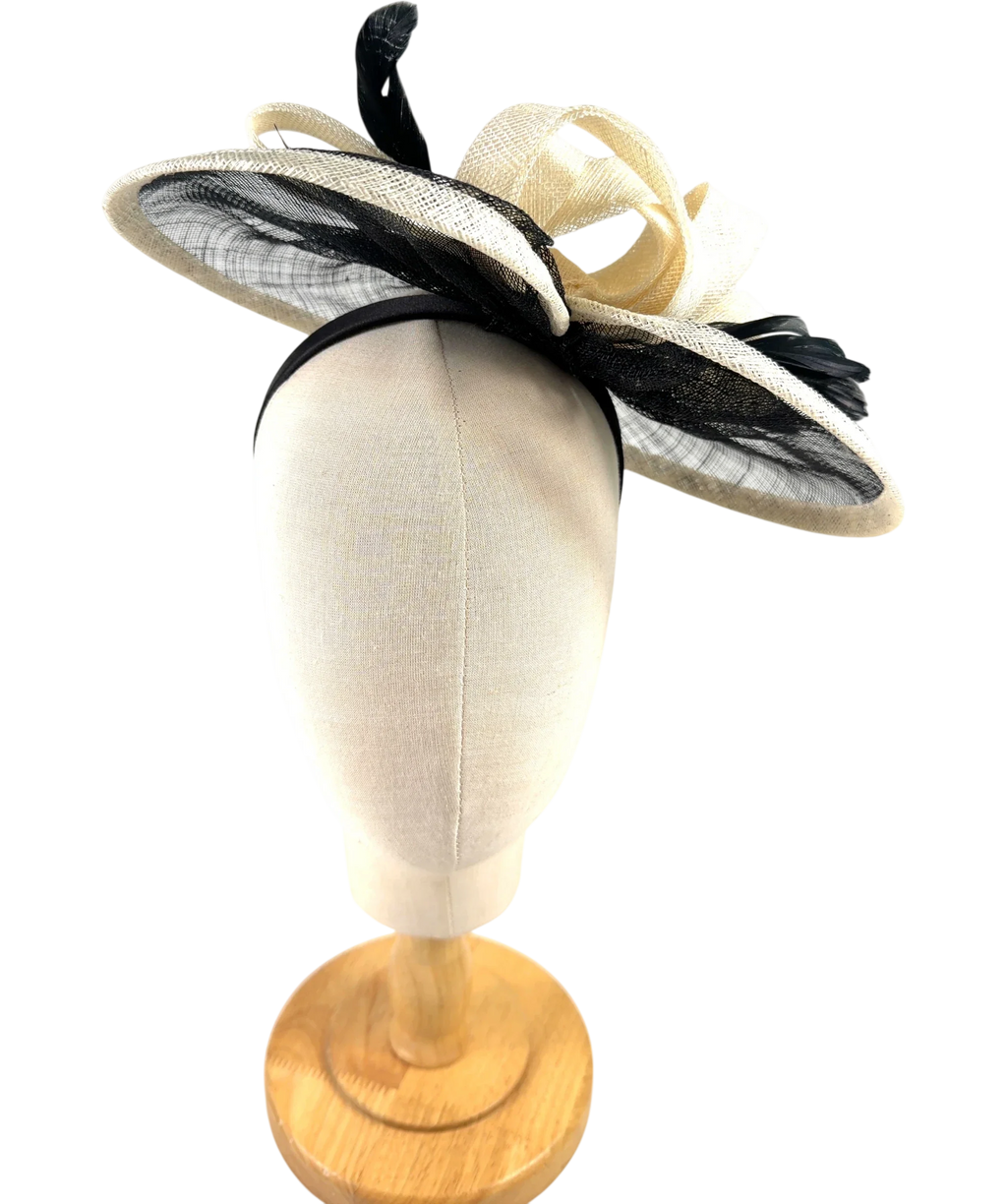 Accessorize Cream Colour — front