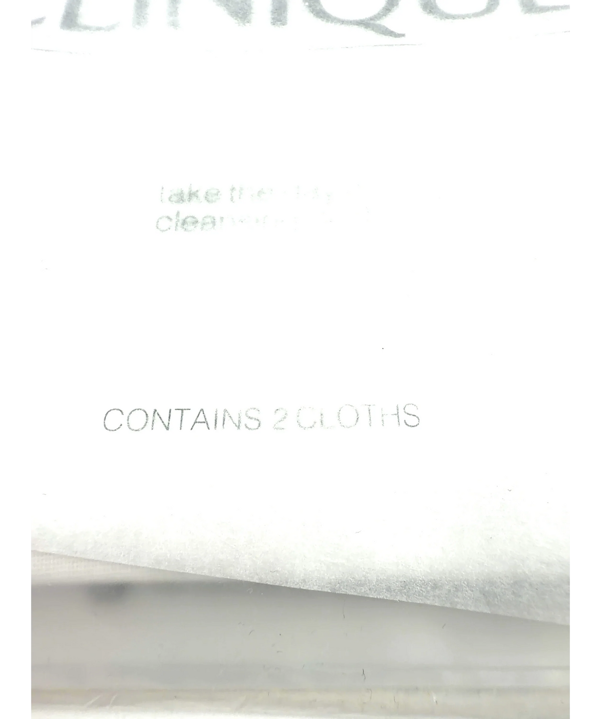 Clinique Take The Day Off Cleansing Cloth, size X2 — care label