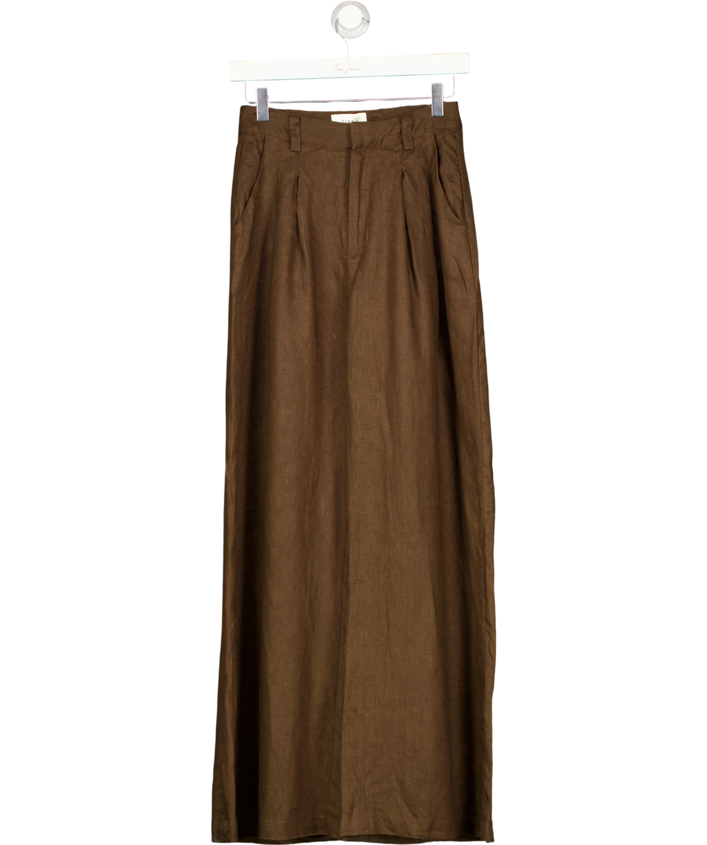 DISSH Brown Colour, size UK 6 — front