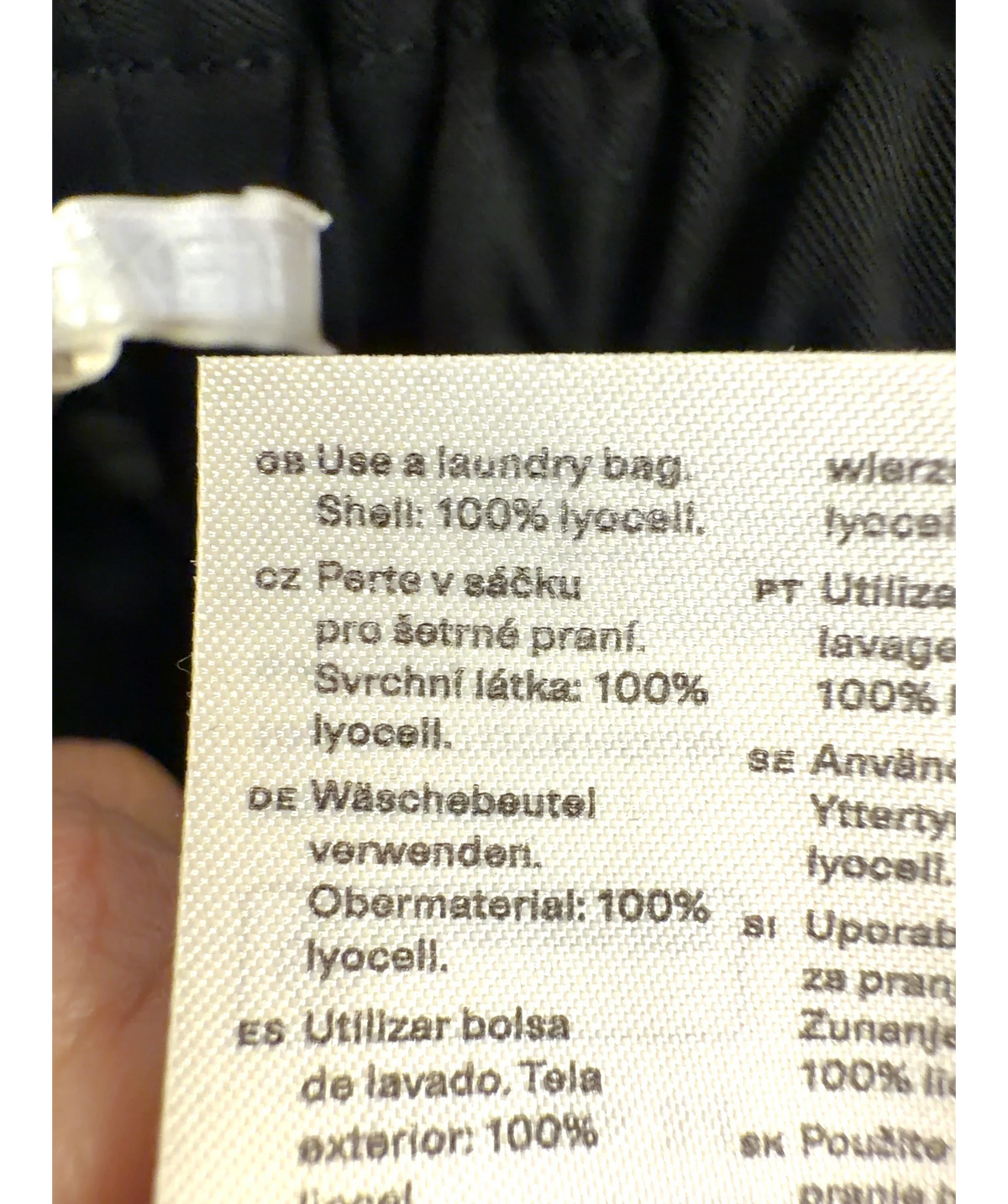 ARKET Black Colour, size UK 6 — label