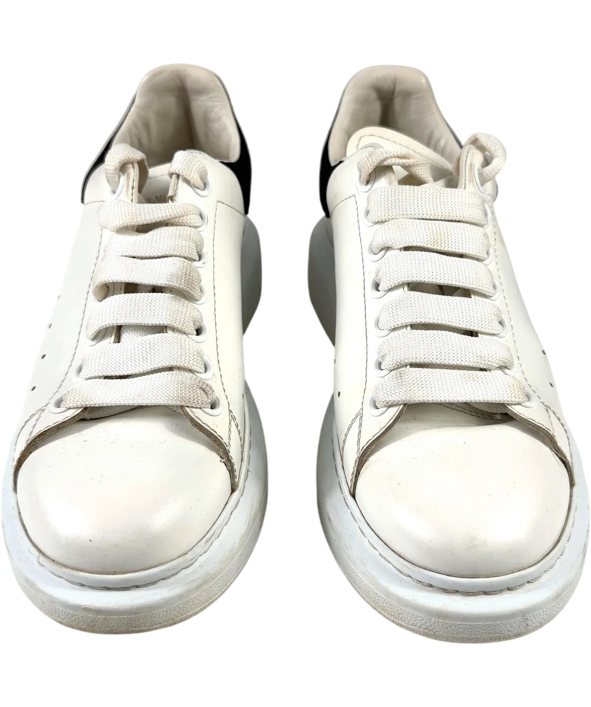 Alexander McQueen White Oversized Leather Sneakers, size UK 5 EU 38 👠 — detail