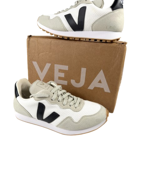 VEJA SDU Alveomesh White  / Black Trainers UK 6 EU 39