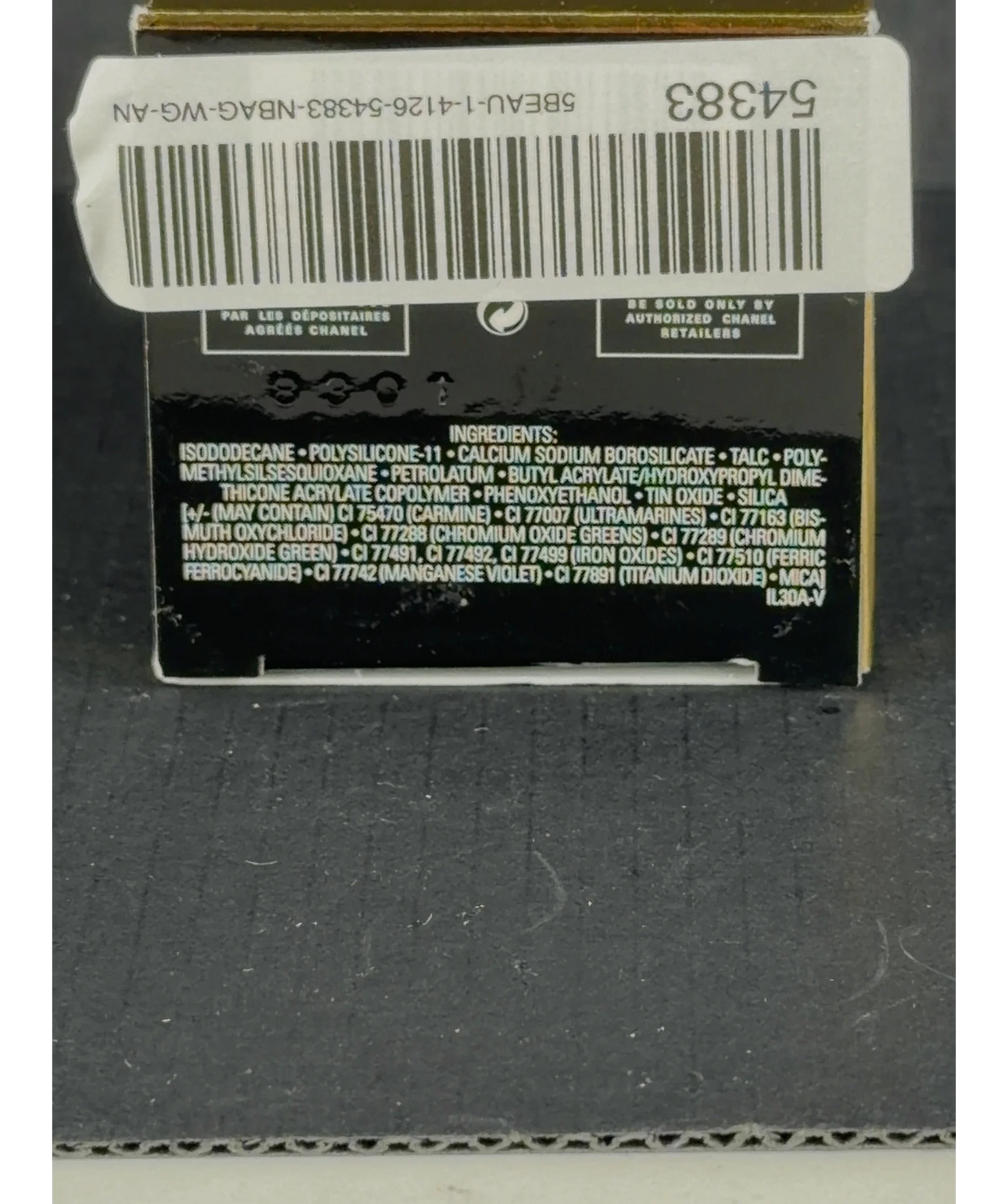 Chanel 85 MIRIFIQUE ILLUSION D'OMBRE, size 4g — fabric detail