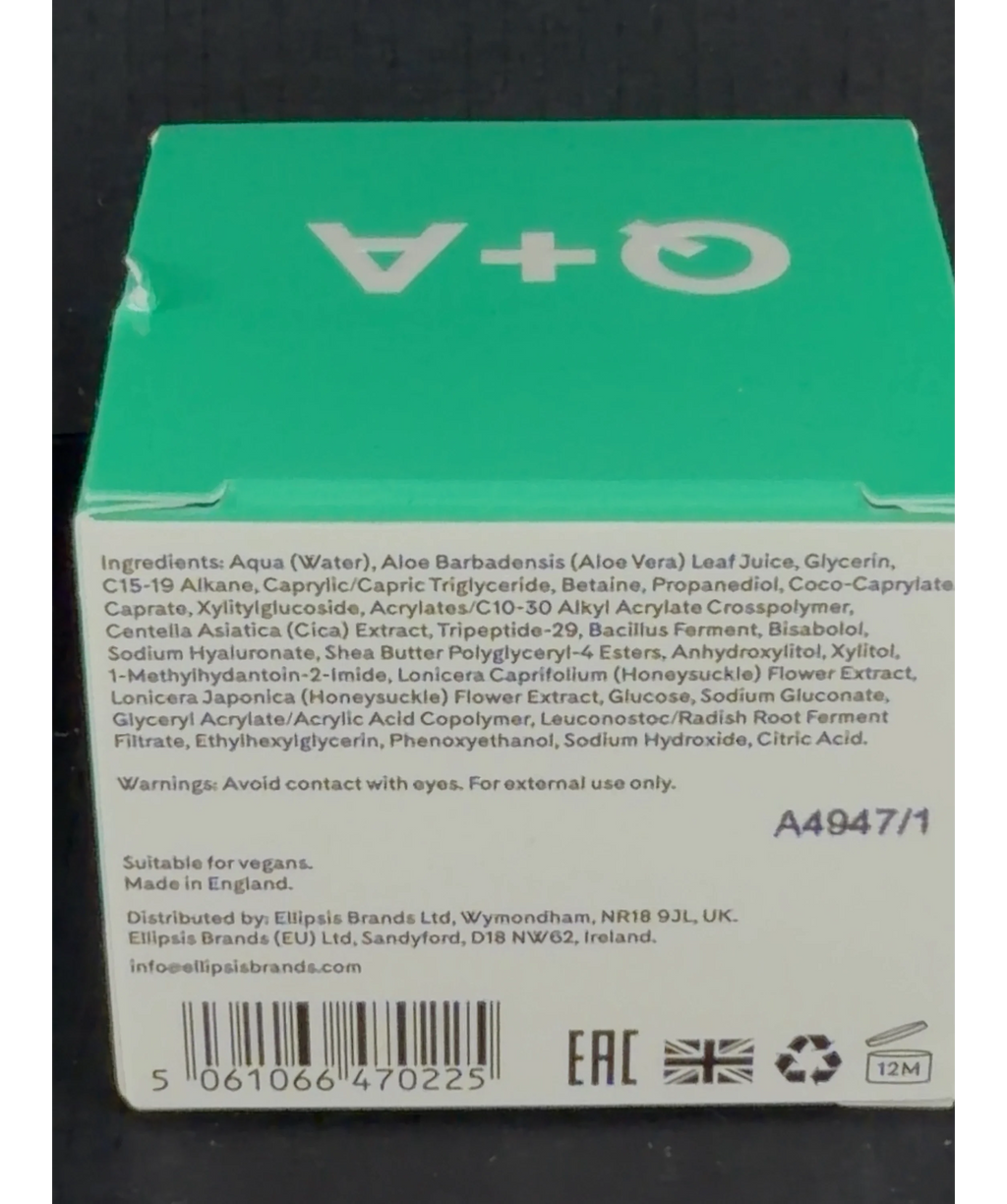 Q+A Cica Calming Overnight Mask, size 50g — fabric detail