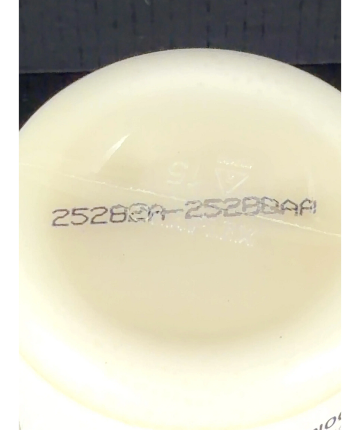 Olaplex No.3 Plus Complete Repair Treatment, size 100ml — detail