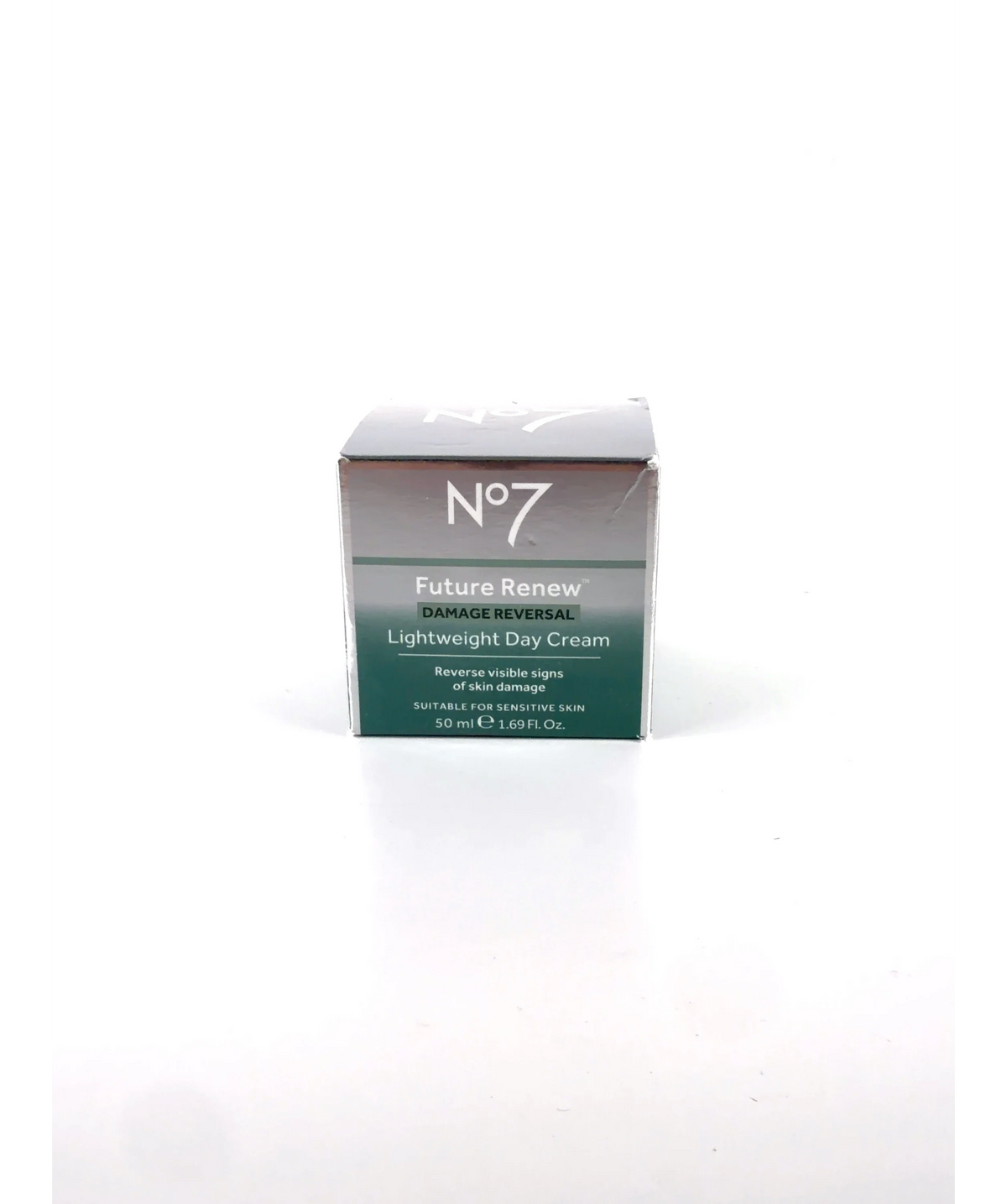 No7 Future Renew Lightweight Day Cream, size 50ml — detail