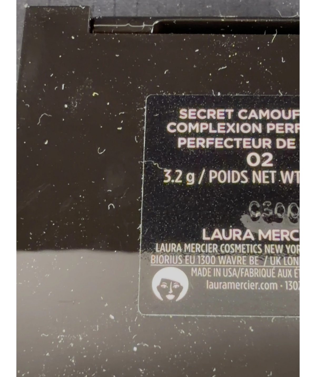 Laura Mercier 02 Secret Camouflage Complexion Perfector, size 3.2g — care label