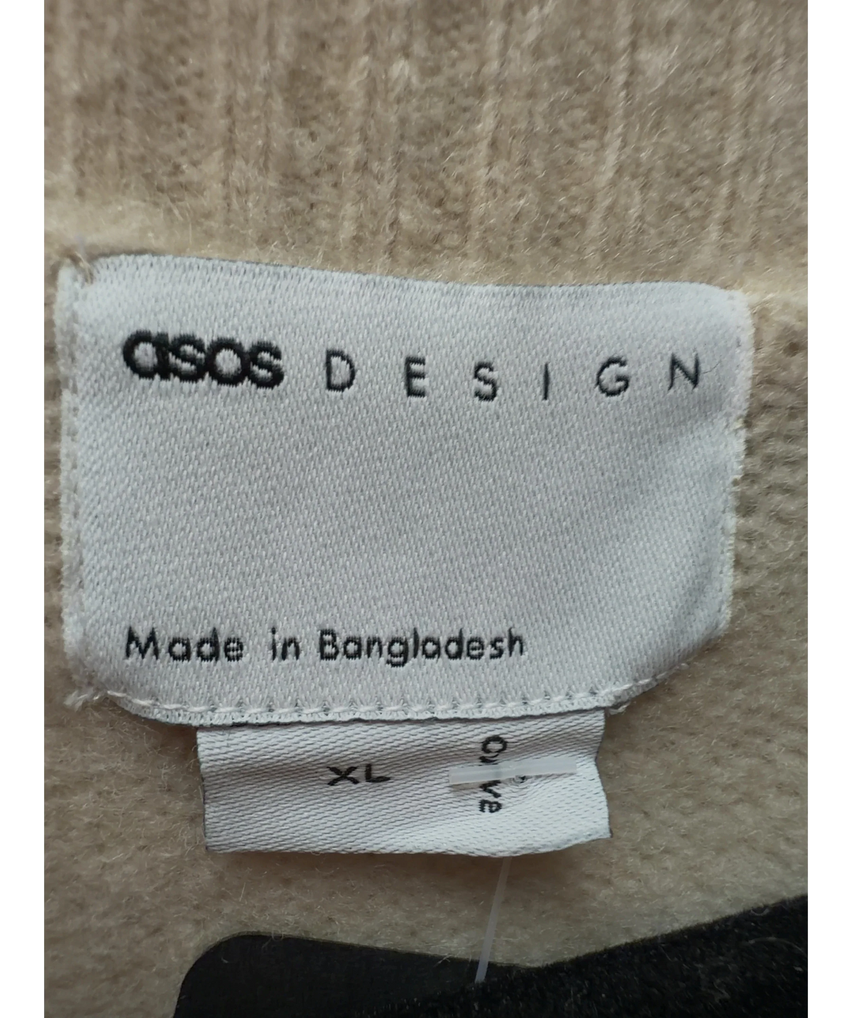 ASOS Beige knitted V-neck midaxi/midi dress, size UK 20 — detail