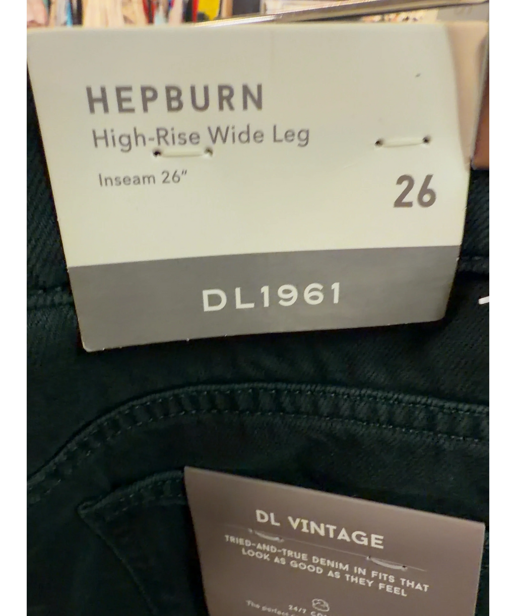 DL1961 Green HEPBURN, size W26 — label