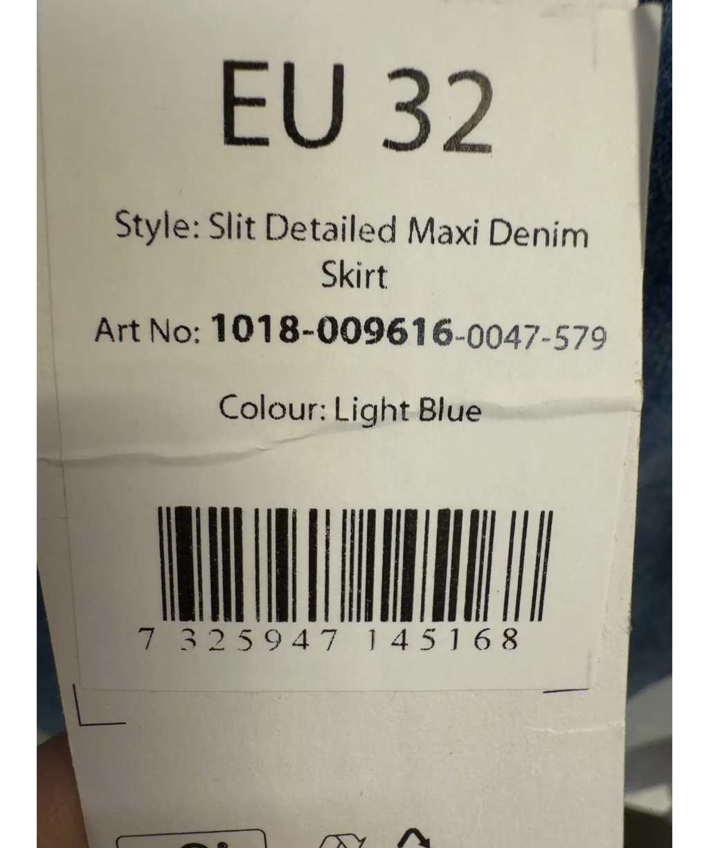 NA-KD Blue Slit Detailed Maxi Denim Skirt, size UK 4 — label