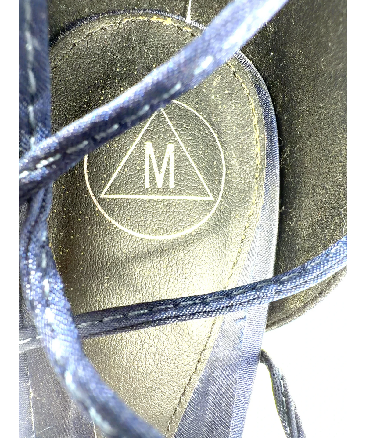 Missguided navy Colour, size UK 7 EU 40 👠 — care label