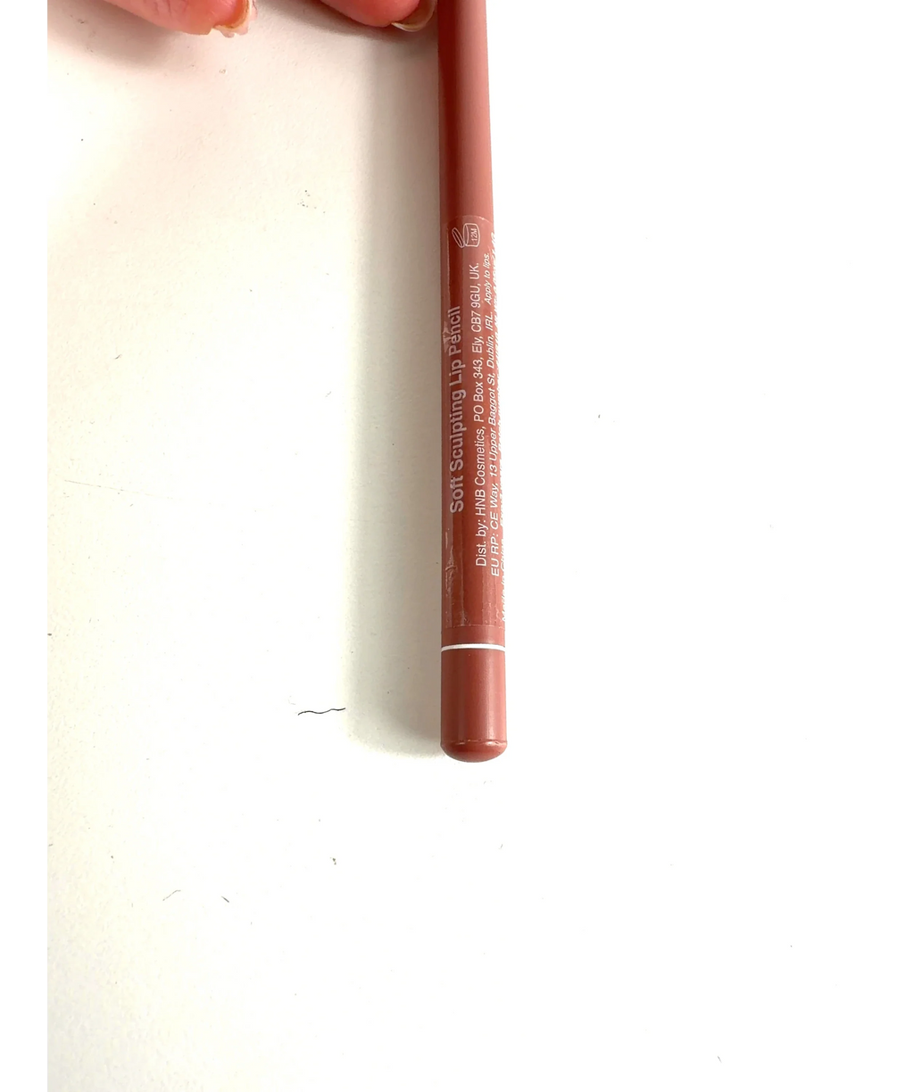 HNB Cosmetics 04 Soft Sculpting Lip Pencil, size 1.4g — fabric detail