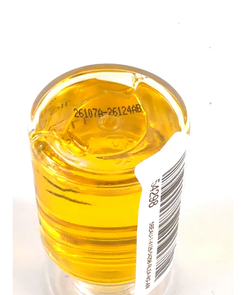 Olaplex No.7 Bonding Oil, size 30ml — fabric detail