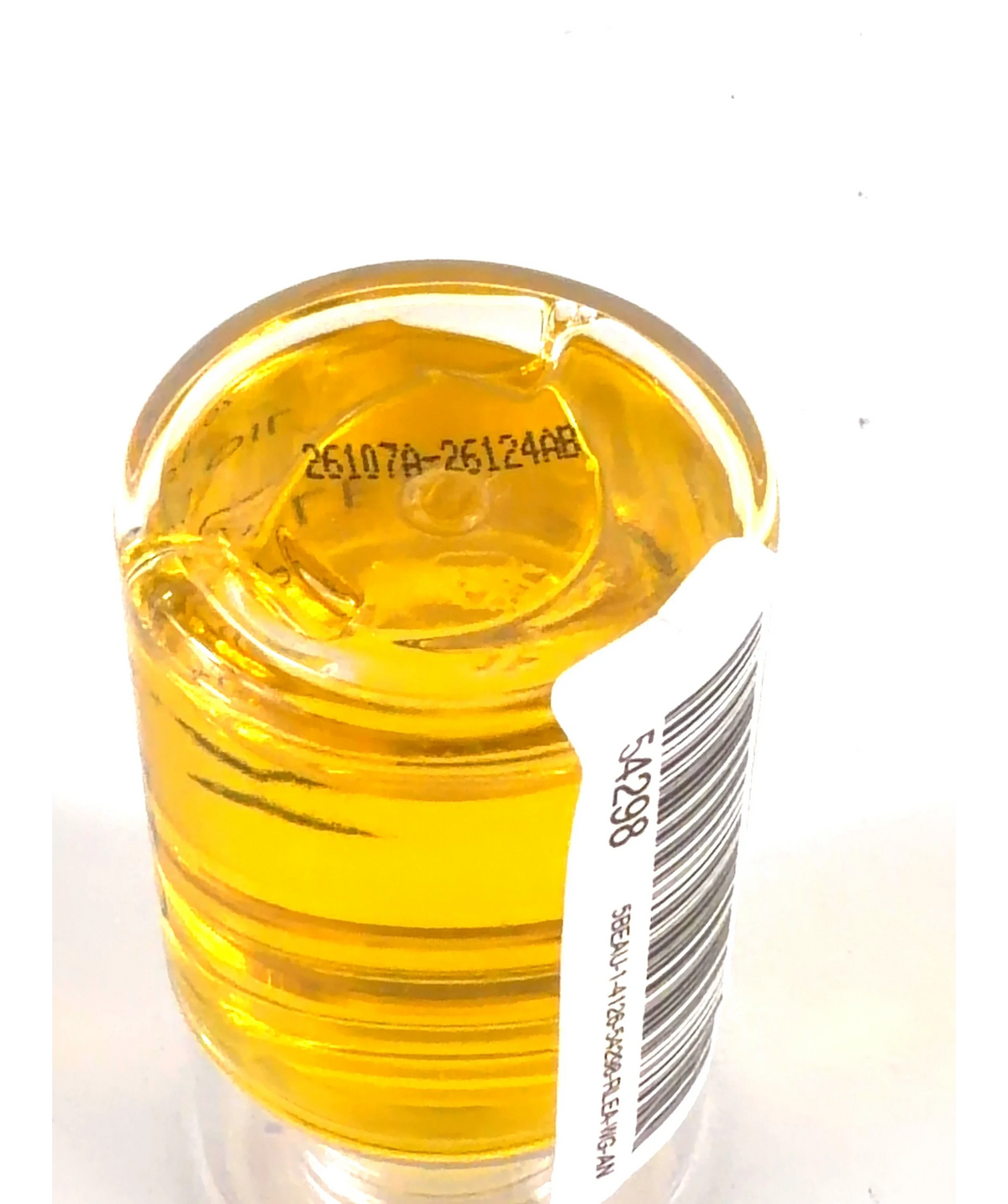 Olaplex No.7 Bonding Oil, size 30ml — fabric detail