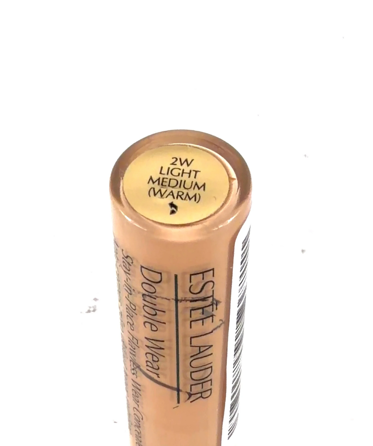 Estée Lauder 2W Light Medium (Warm) Double Wear, size 1 — detail