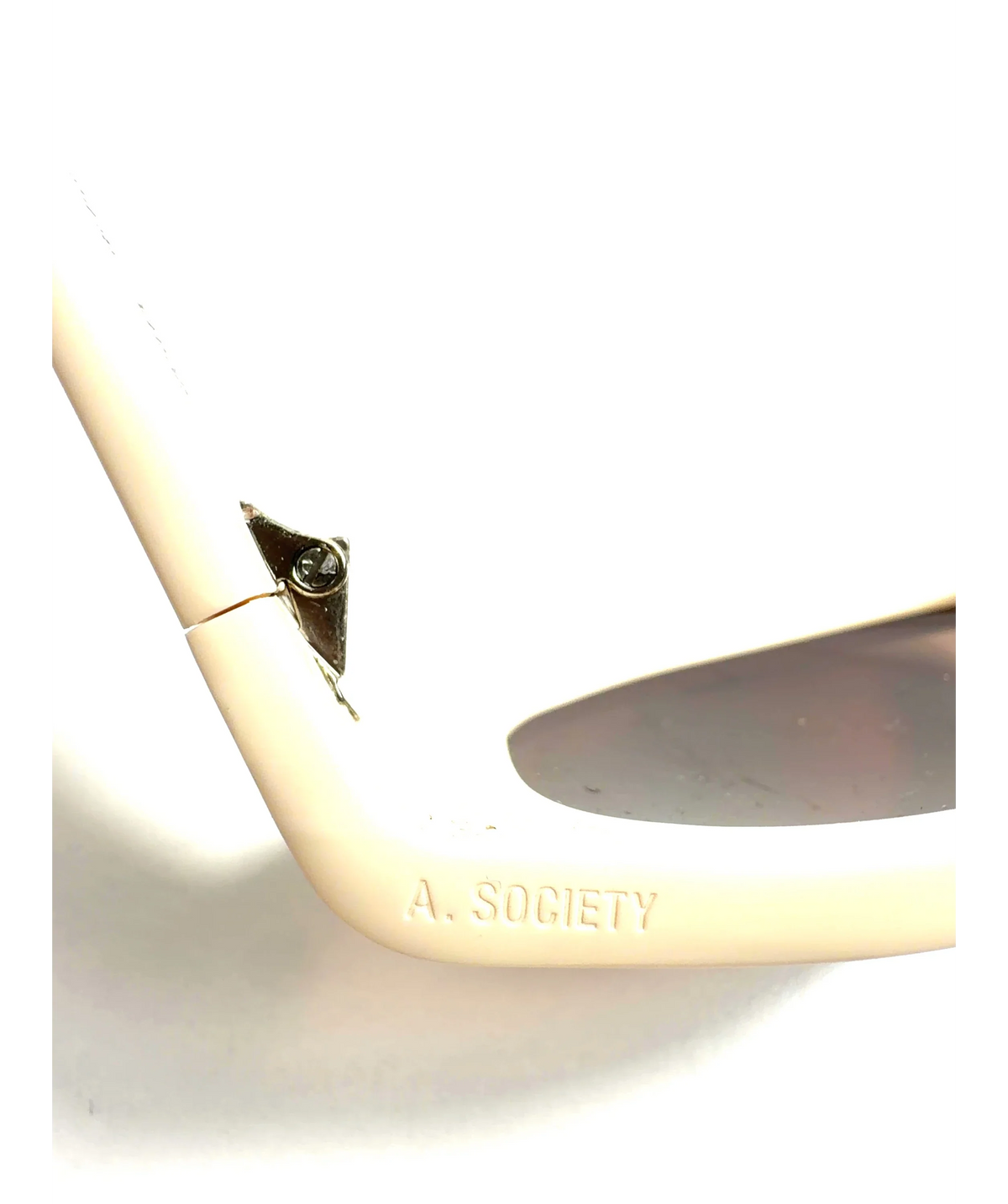 A. Society Beige SASHA — detail