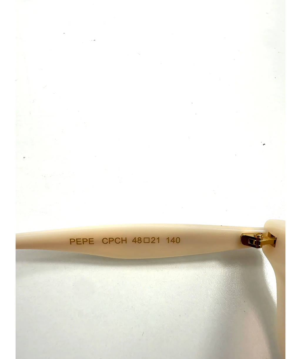 Poppy Lissiman cream Pepe — care label