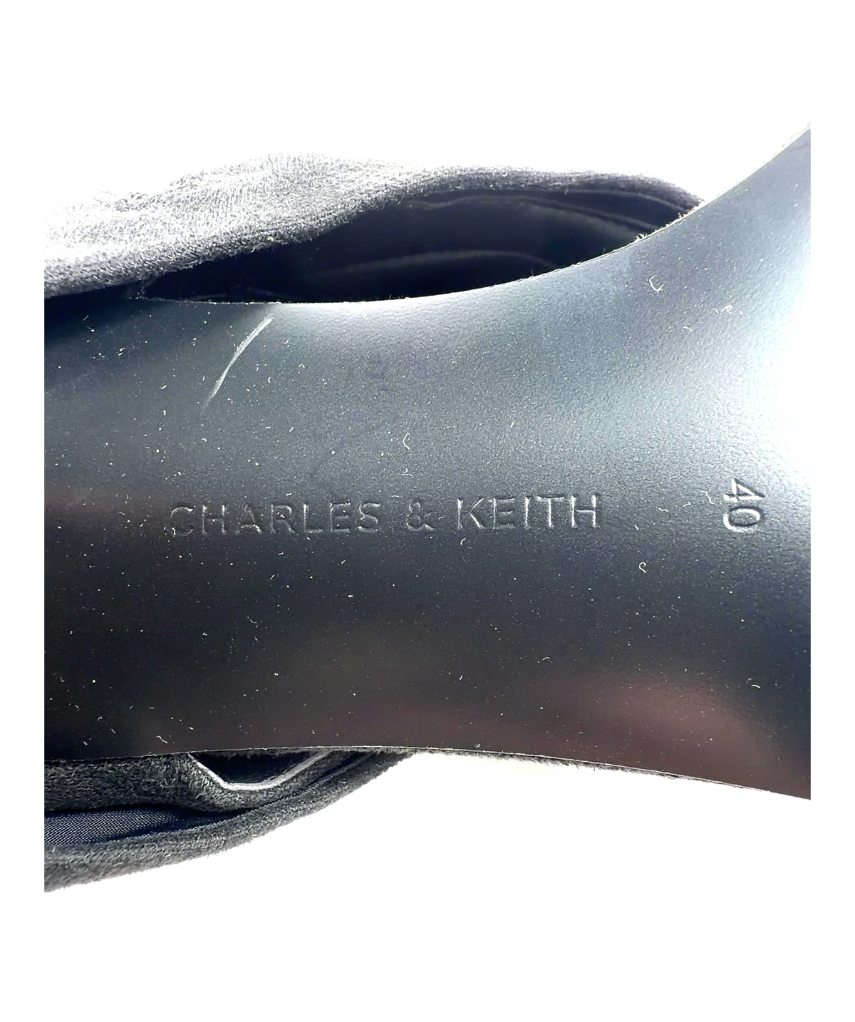 Charles & Keith Black The Aether Faux Suede Thong Boots, size UK 7 EU 40 👠 — care label