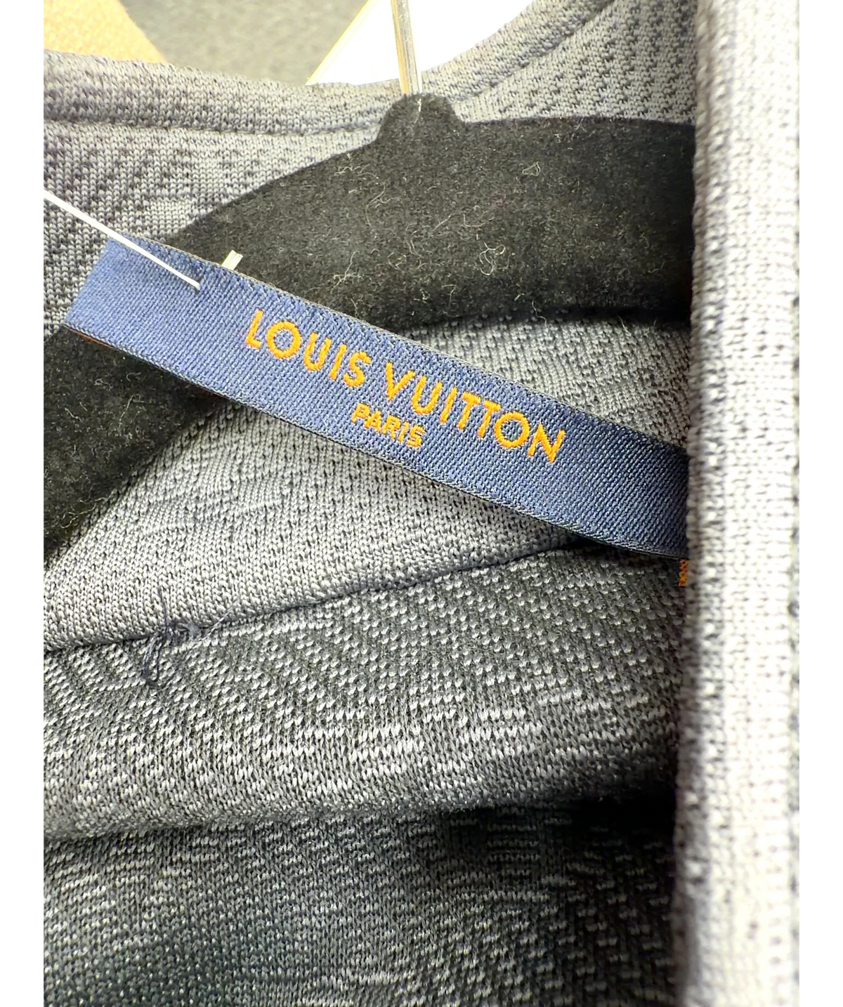 Louis Vuitton Grey Colour, size UK XS — detail