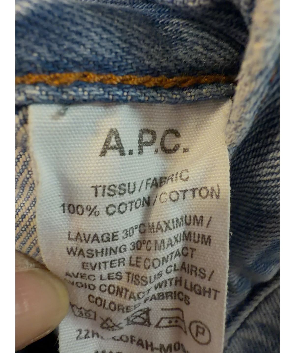 A.P.C. Blue Colour, size W32 — label