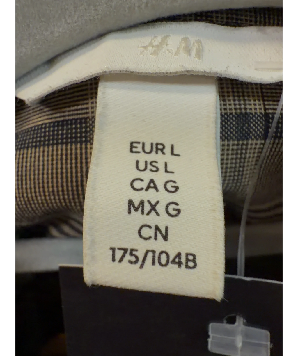 H&M Beige 29, size UK L — care label