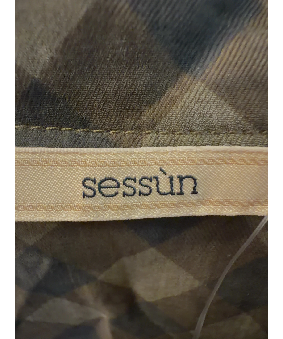 sessùn khaki Armanchecks, size UK L — detail