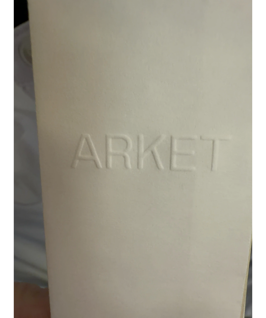 ARKET White Colour, size UK M — detail