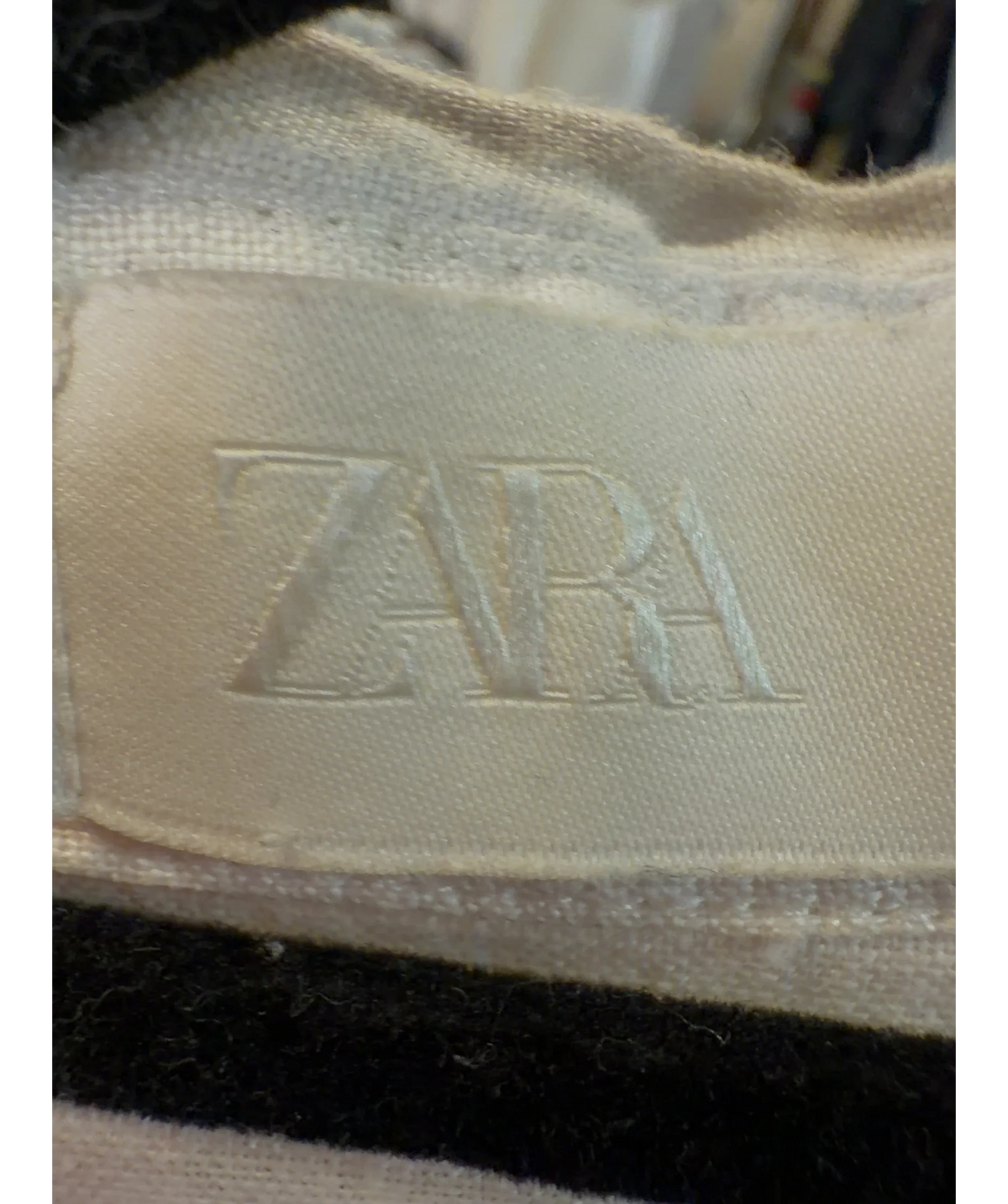 ZARA White Colour, size UK L — detail
