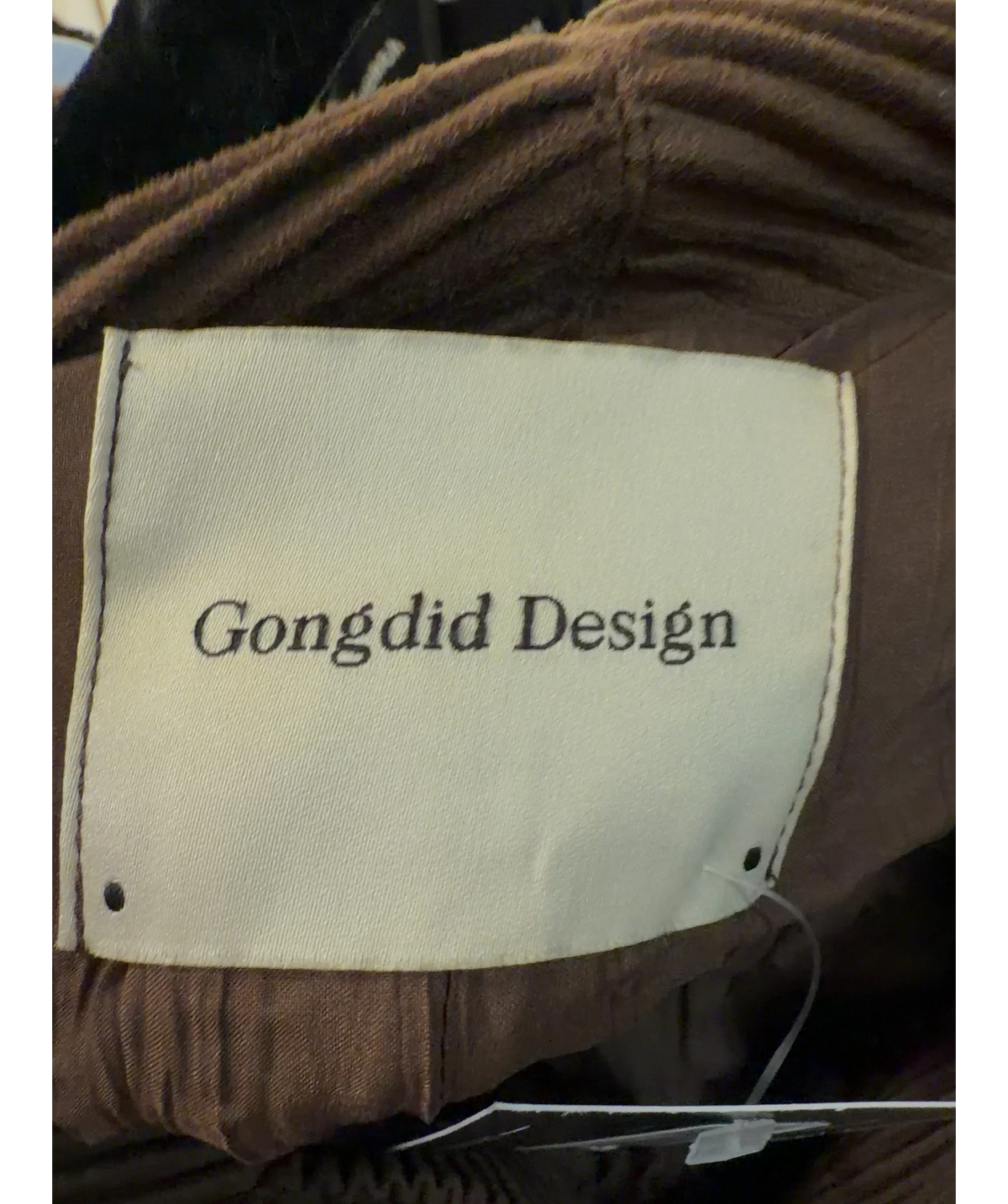 Gongdid Design Brown pleated textured shirt — label