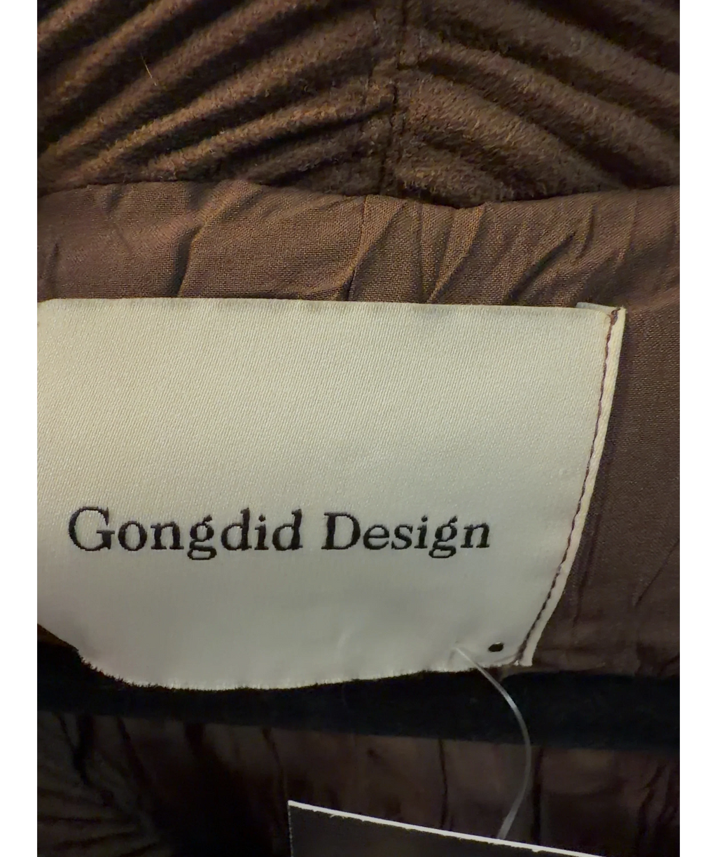 Gongdid Design Brown pleated textured shirt — care label