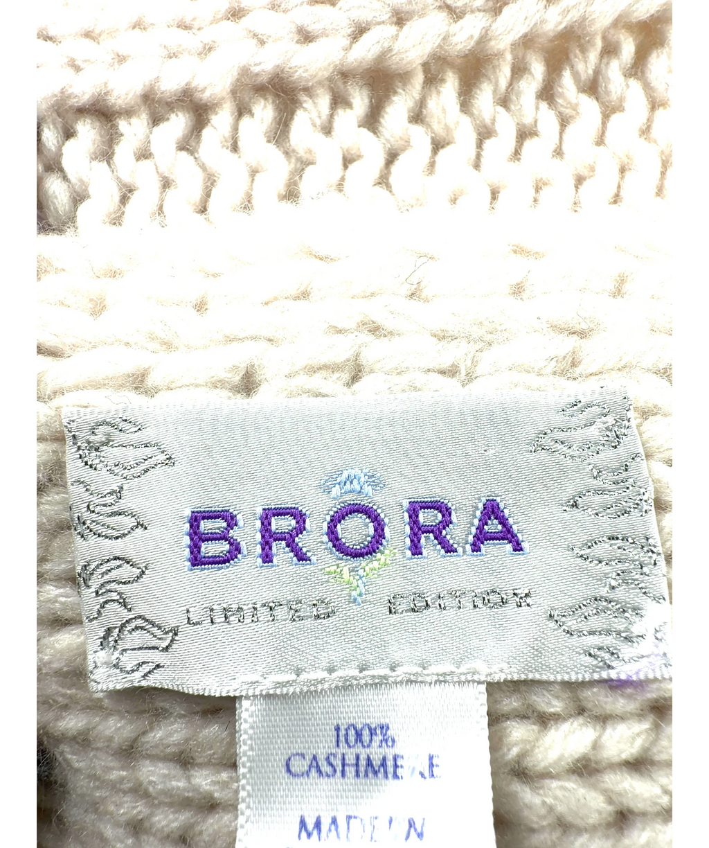 Brora Cream Colour — detail