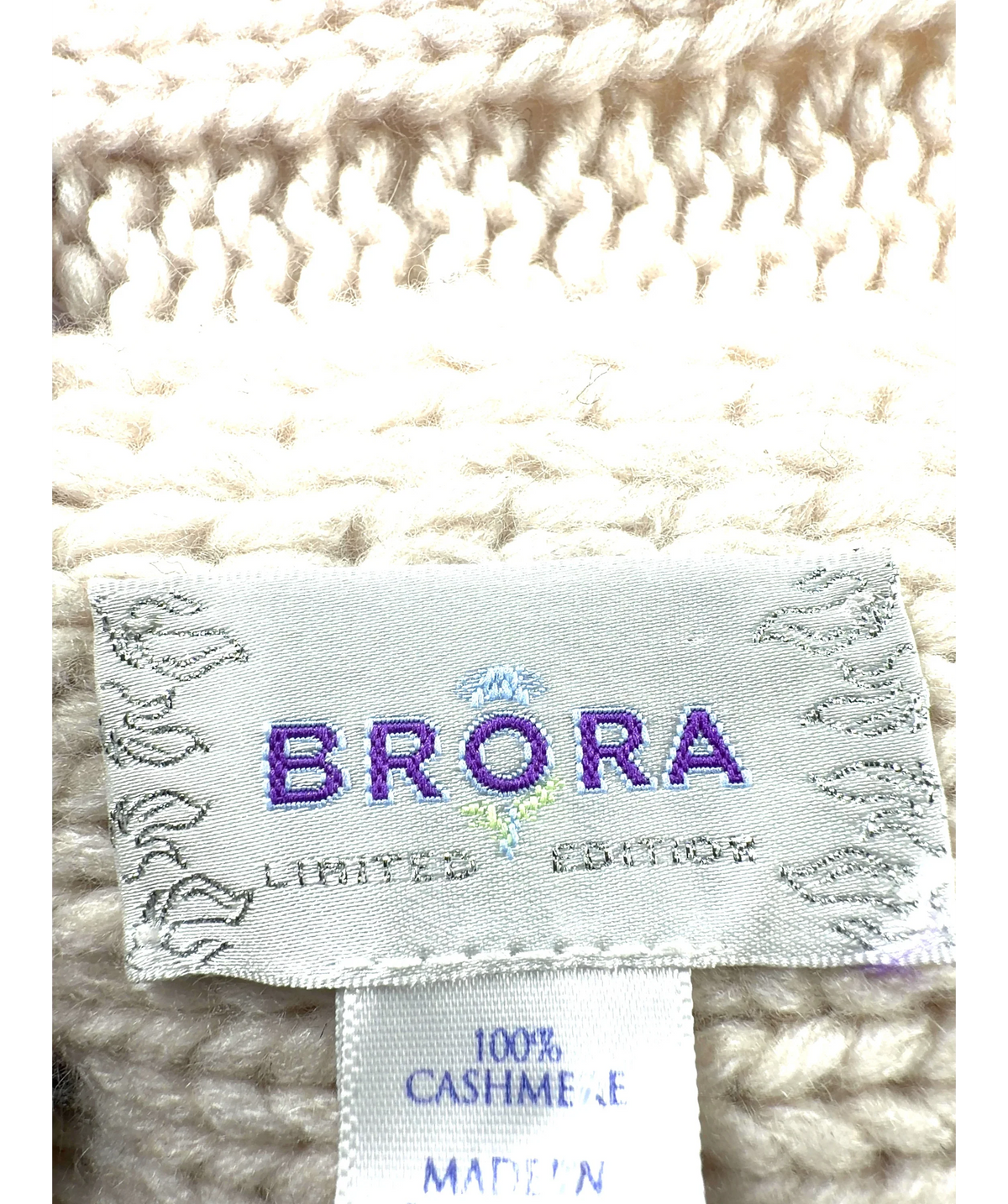 Brora Cream Colour — detail