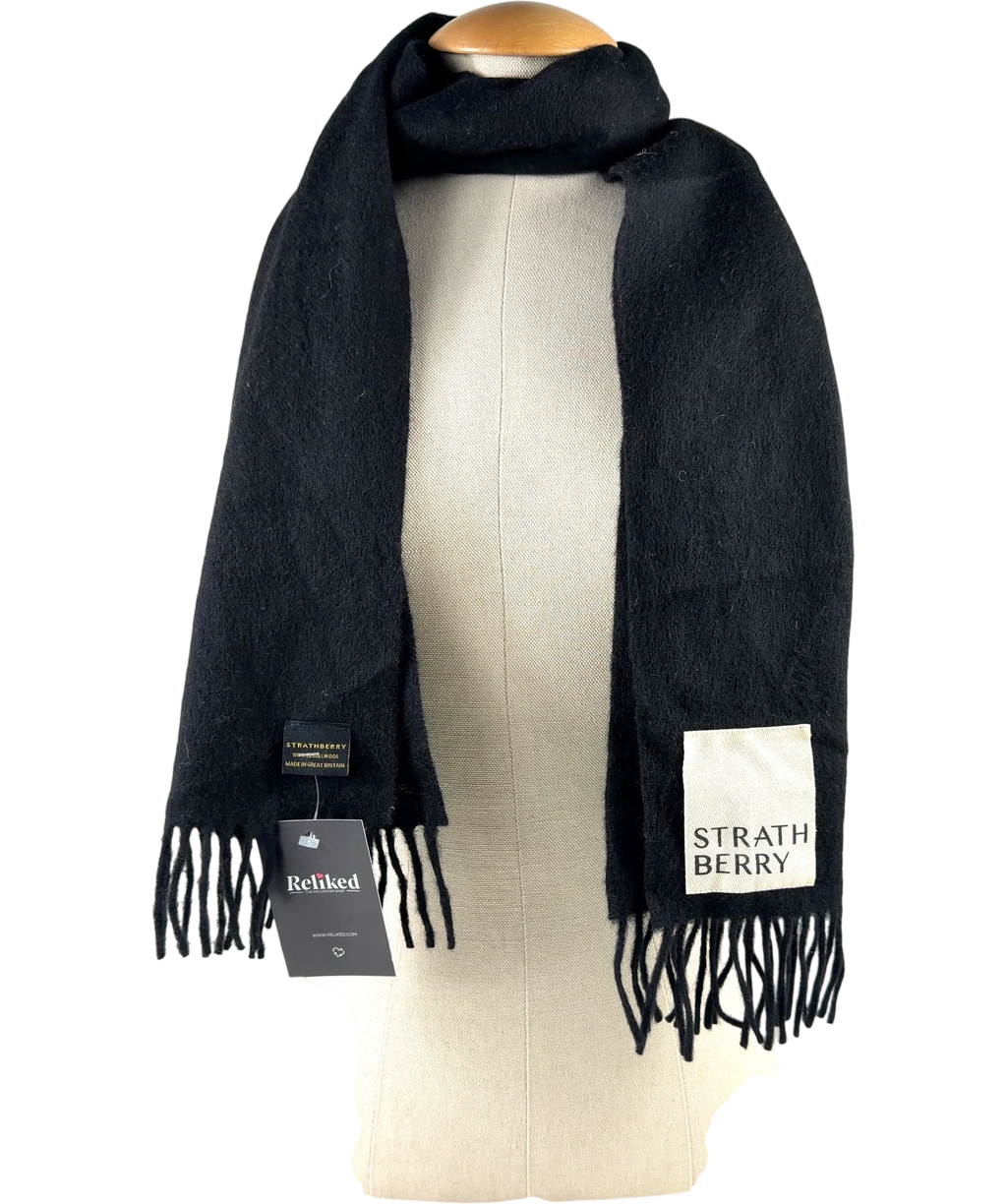 STRATHBERRY Black Colour — front