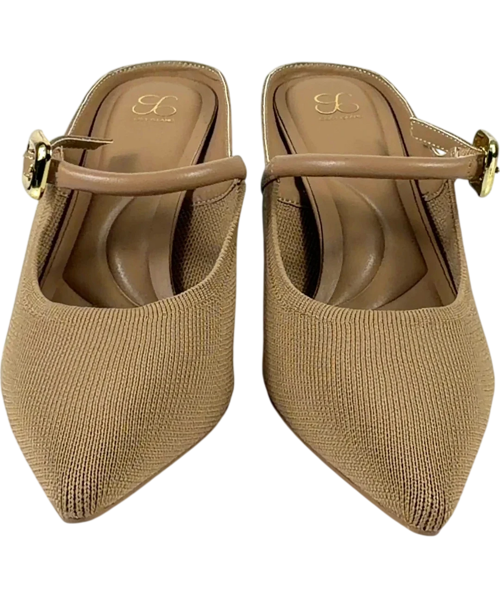 Cosy island Beige GraceLithe Pointed Toe Heeled Mules, size UK 7 EU 40 👠 — detail