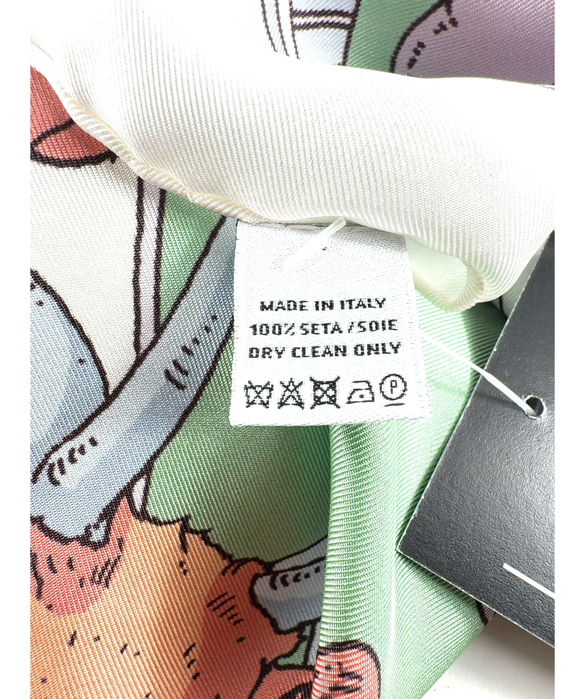 memo Multicoloured Colour — label
