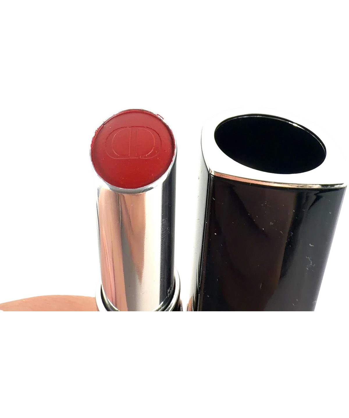 Dior 822 SCARLET SILK Addict Hydrating Shine Lipstick, size 3.2g — back