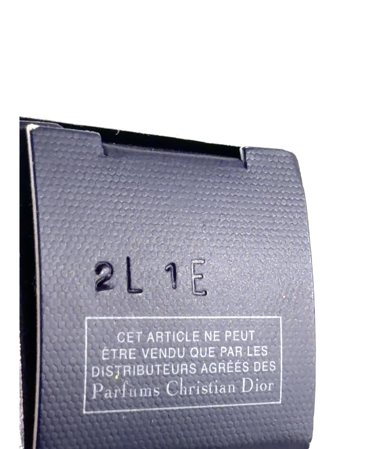 Dior 822 SCARLET SILK Addict Hydrating Shine Lipstick, size 3.2g — detail