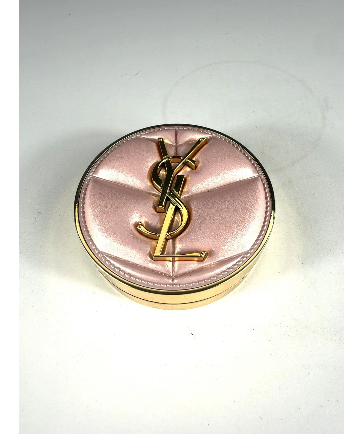 Yves Saint Laurent LW10 Skin Affair Soft Glow Cushion Foundation, size 14g — label