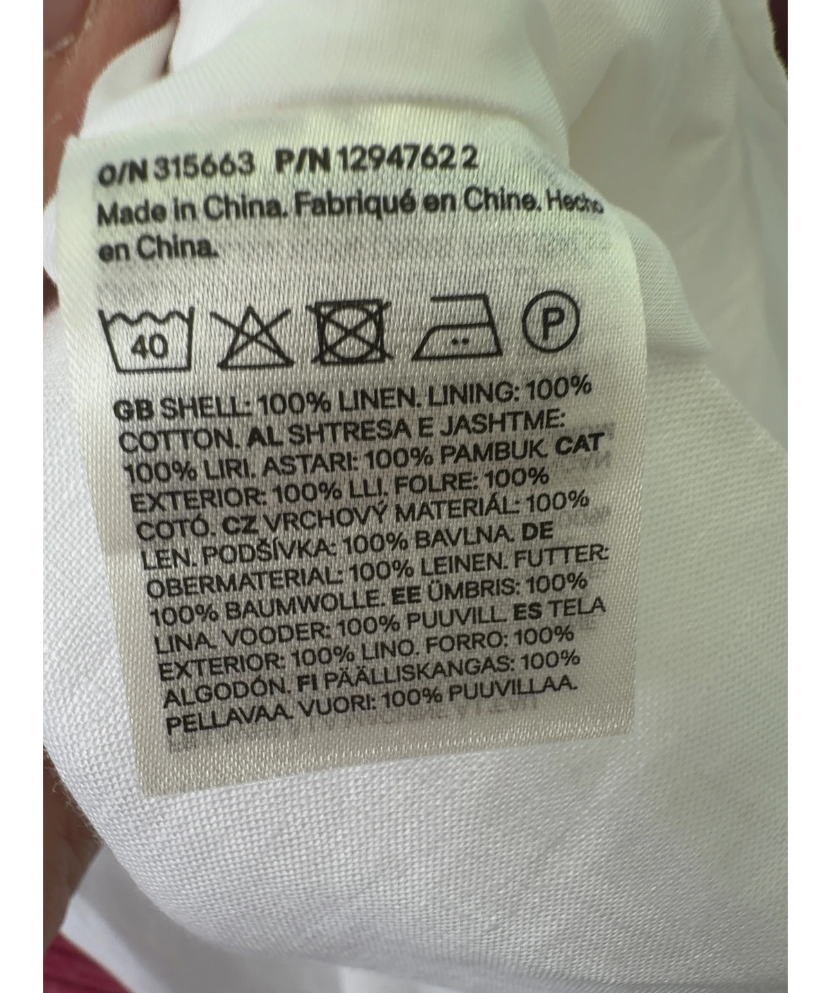 H&M White Colour, size UK XS — label