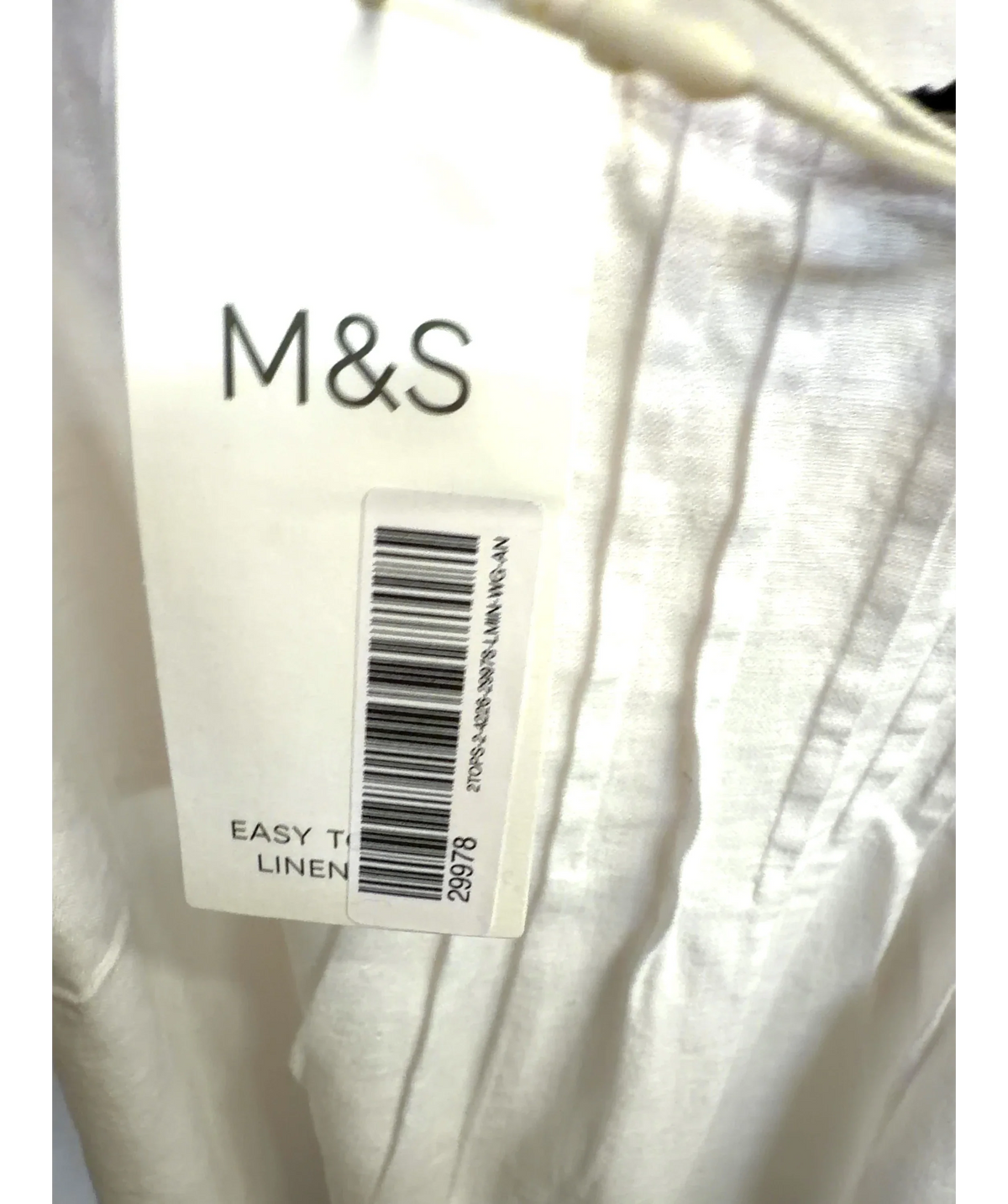 M&S White Linen Rich Pleated Puff Sleeve Top, size UK 18 — detail