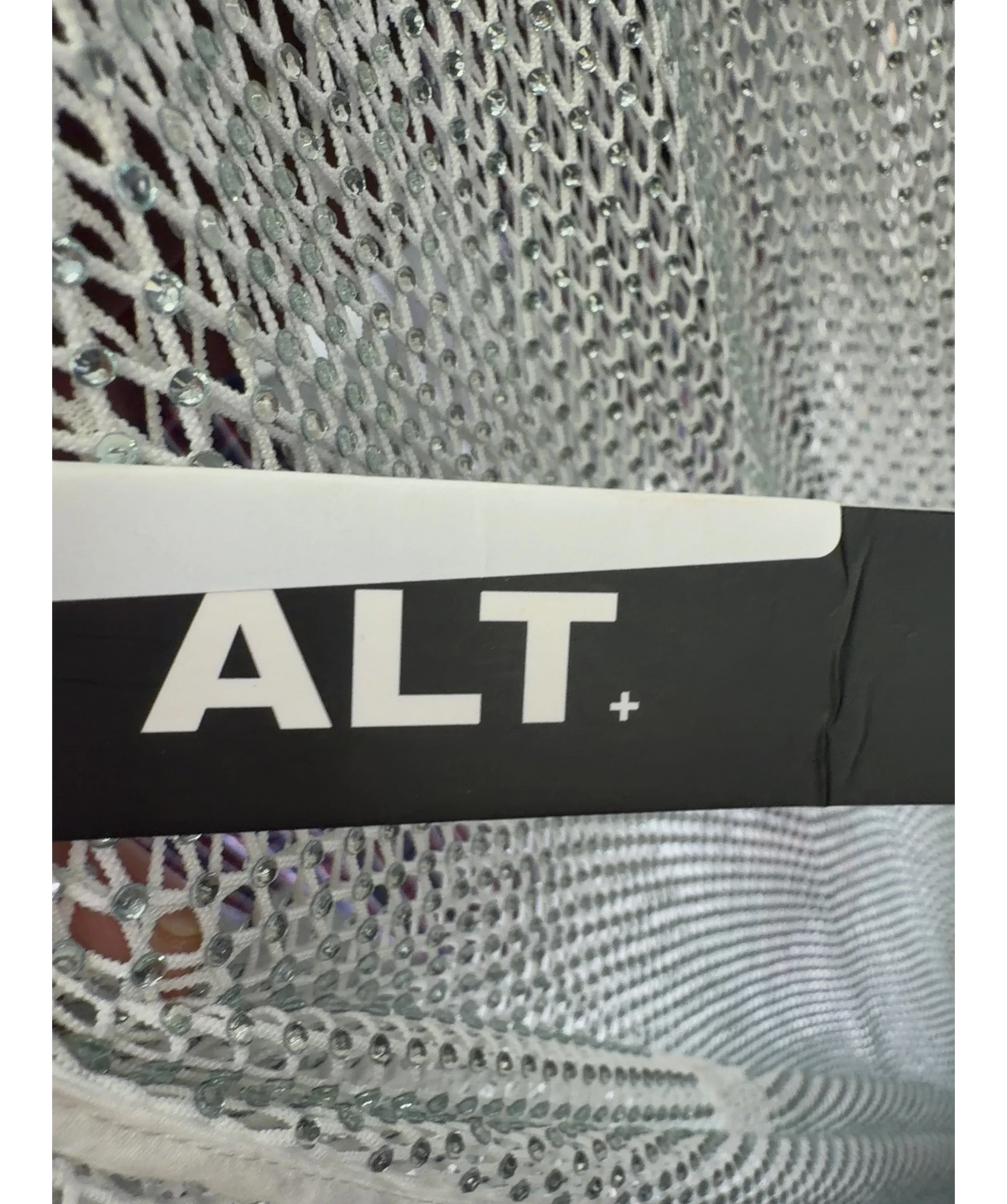 ALT+ White Colour, size UK S — detail