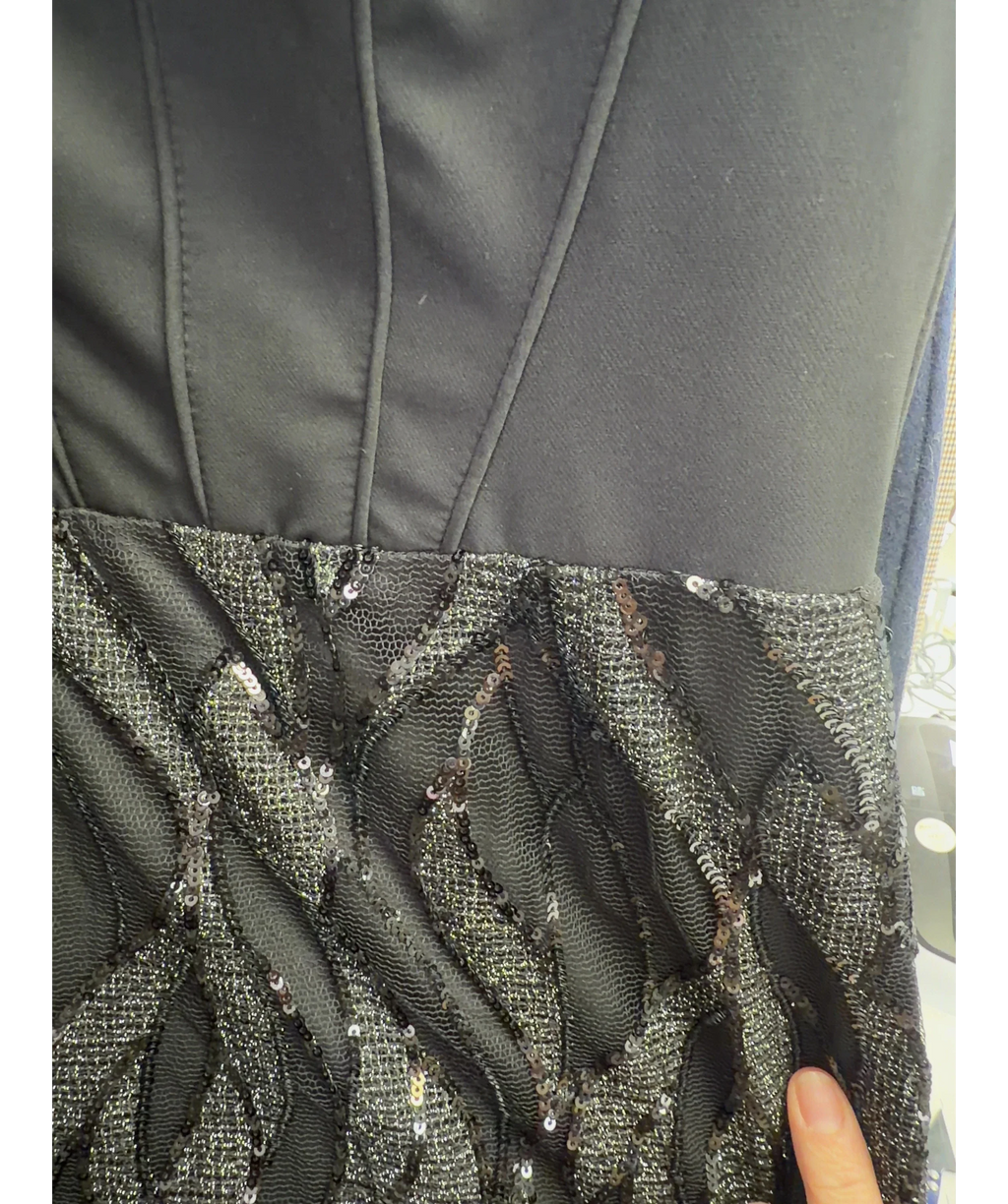 Lipsy Black Colour, size UK 6 — label