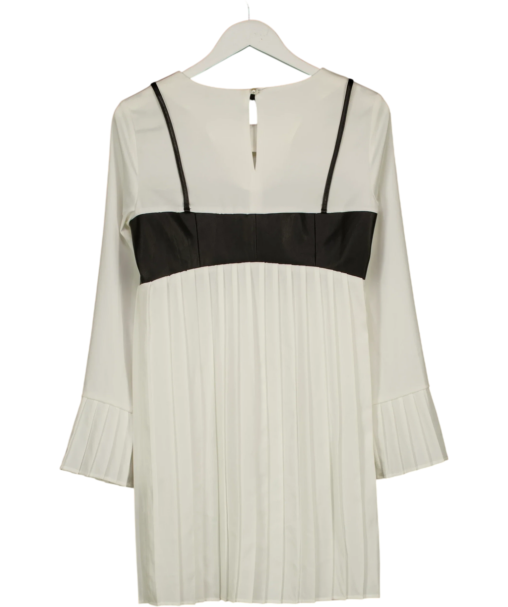 Jovonna London White colorblock pleated shift dress, size UK XS — back
