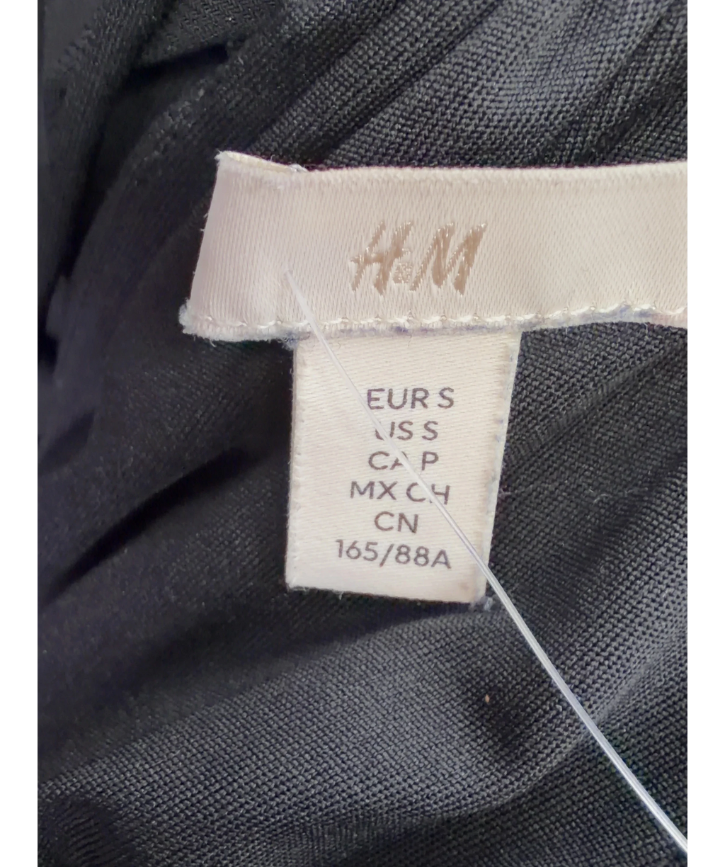 H&M Black Colour, size UK S — detail