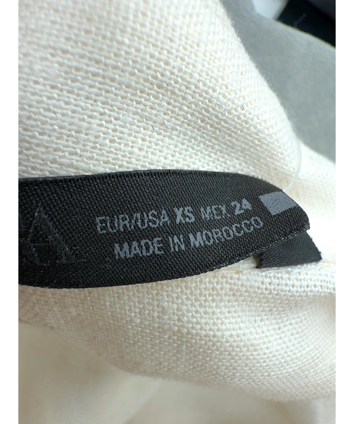 ZARA Cream Colour, size UK XS — label