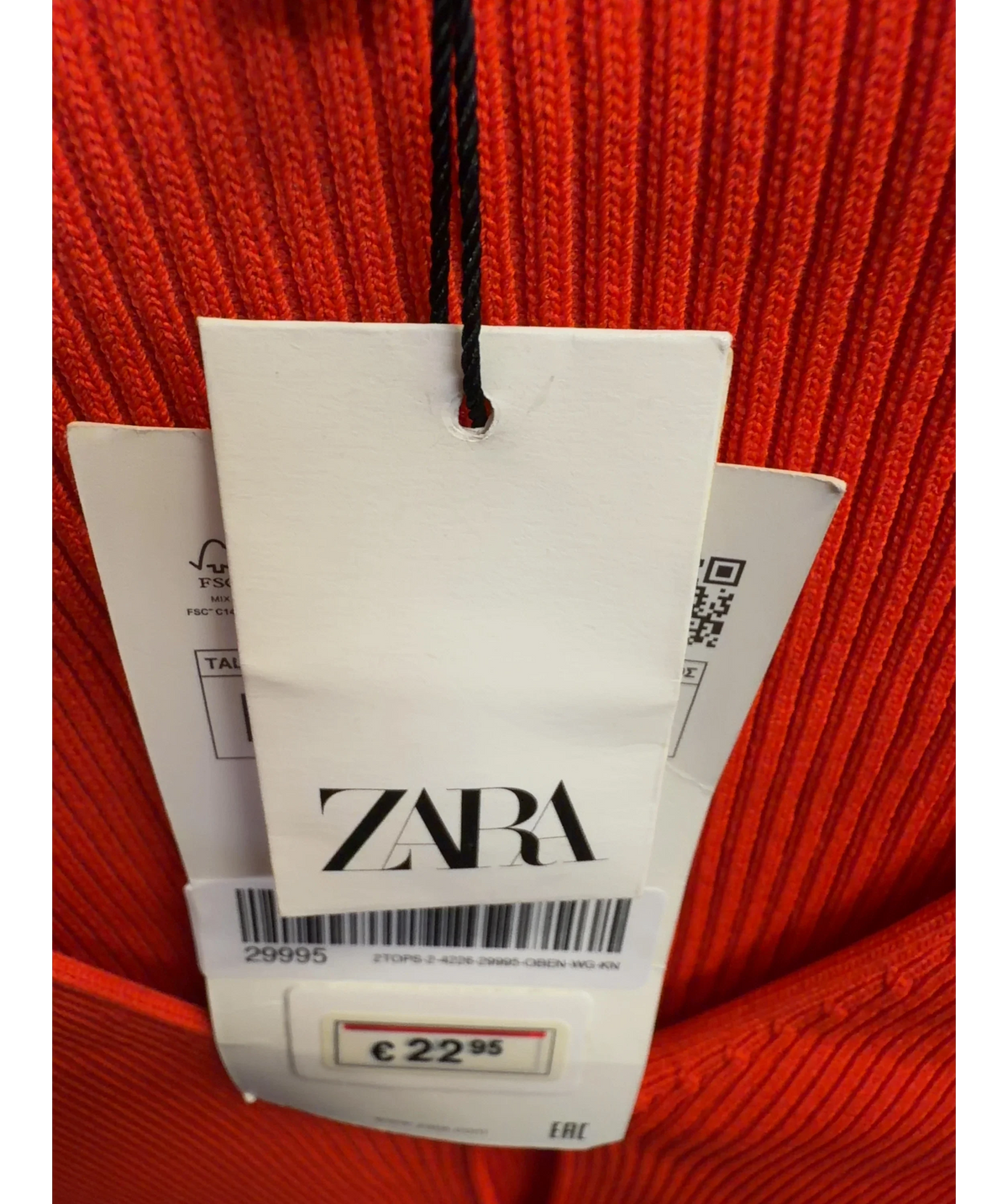 ZARA Red Colour, size UK M — detail