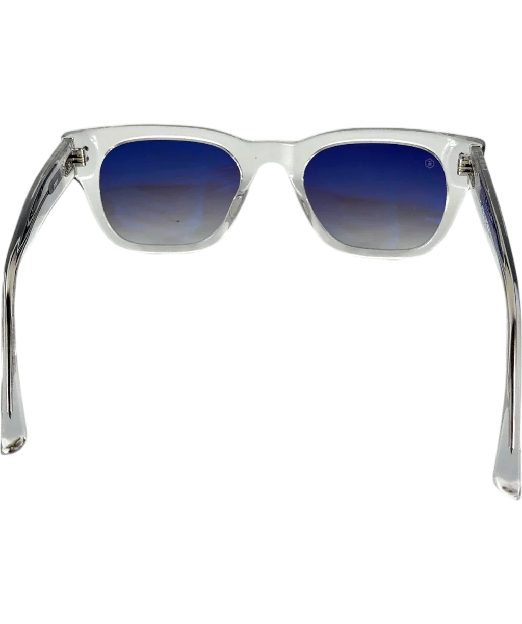 Taylor Morris clear James C5 — back