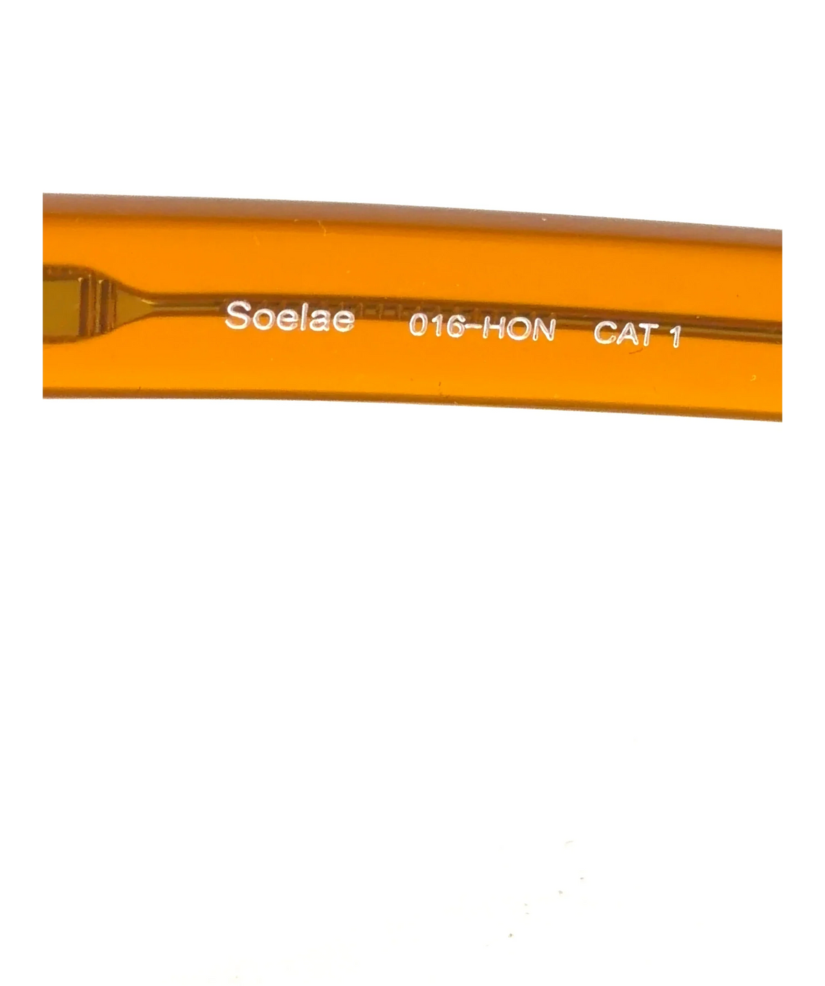 SUNDAY SOMEWHERE Orange Colour — label