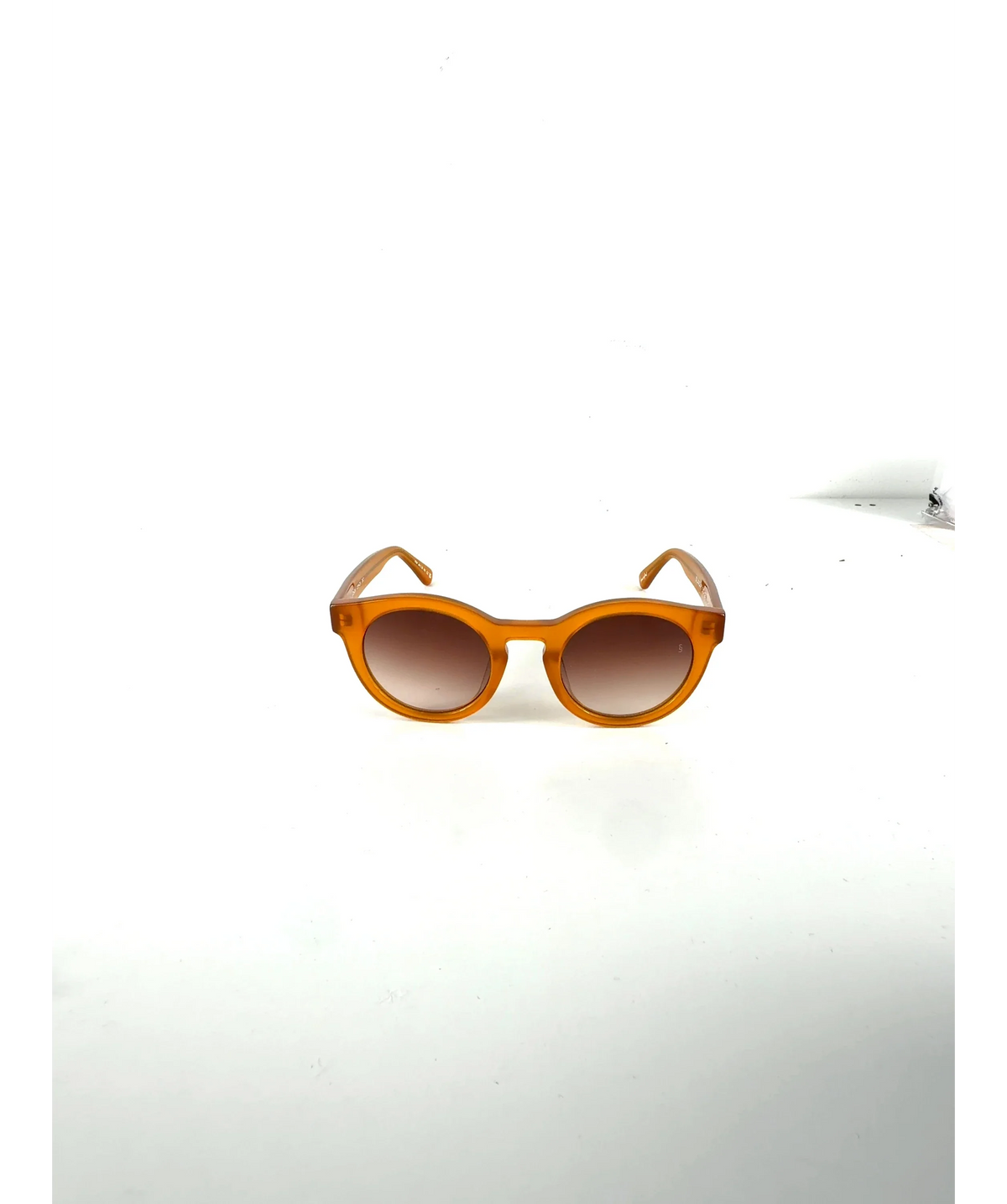 SUNDAY SOMEWHERE Orange Colour — care label